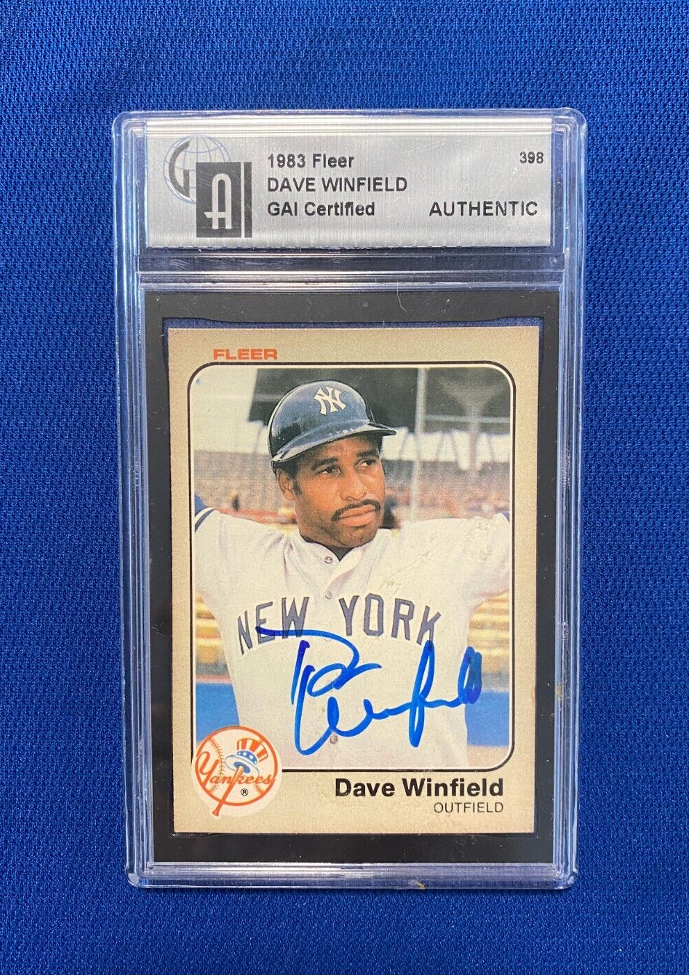 1983 FLEER DAVE WINFIELD NY YANKEES SIGNED AUTOGRAPHED CARD #398 GAI AUTHENTIC