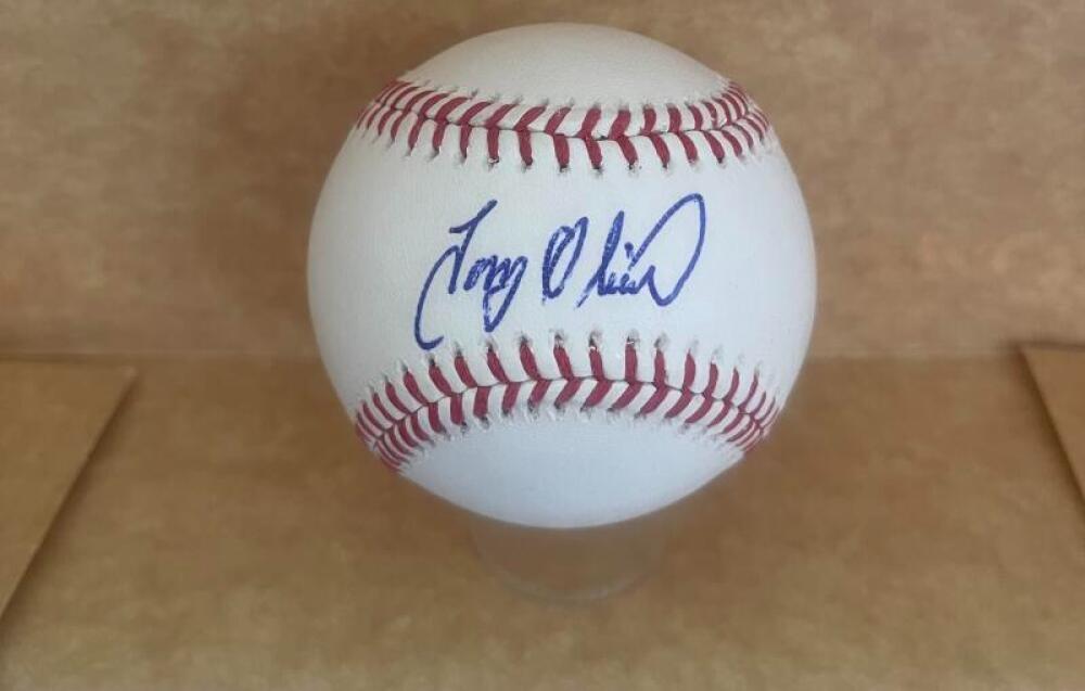 TONY OLIVA TWINS SIGNED AUTOGRAPHED M.L. BASEBALL BECKETT AUTH