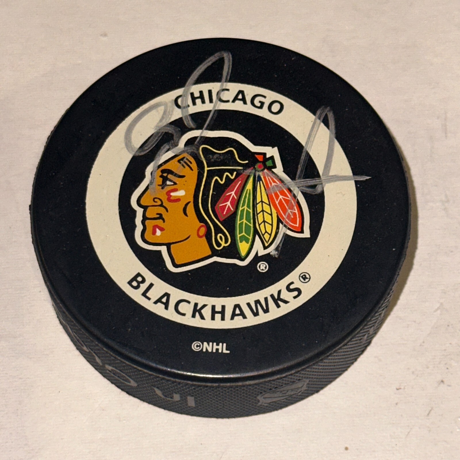 VLADISLAV TRETIAK Signed Chicago BLACKHAWKS Official GAME Puck Beckett BAS