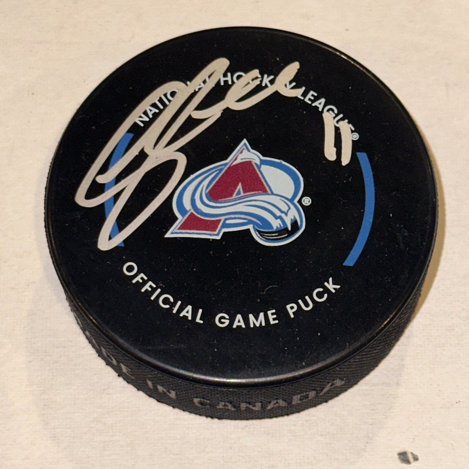 ANDREW COGLIANO Signed Colorado AVALANCHE Official GAME Puck Beckett (BAS)