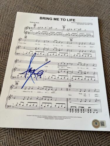 AMY LEE SIGNED AUTOGRAPH SHEET MUSIC BRING ME TO LIFE EVANESCENCE BECKETT BAS G COLLECTIBLE MEMORABILIA