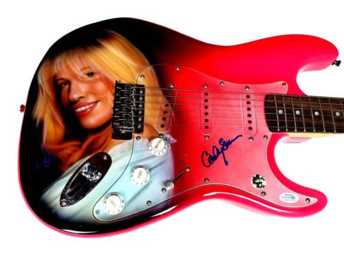 CARLY SIMON AUTOGRAPHED SIGNED AIRBRUSHED GUITAR ACOA COLLECTIBLE MEMORABILIA