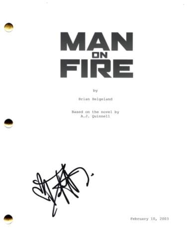DAKOTA FANNING SIGNED AUTOGRAPH MAN ON FIRE MOVIE SCRIPT W/ DENZEL WASHINGTON COLLECTIBLE MEMORABILIA