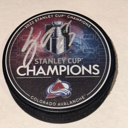 LOGAN O’CONNOR SIGNED AVALANCHE 2022 STANLEY CUP CHAMPS PUCK BECKETT (BAS) COLLECTIBLE MEMORABILIA