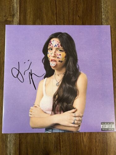 Olivia Rodrigo ‘Sour’ Signed Vinyl Album Beckett BSA RARE Pop Star