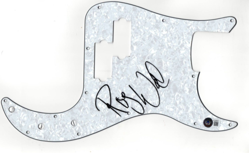 ROGER WATERS SIGNED BASS PICKGUARD GUITAR PINK FLOYD AUTOGRAPH BECKETT COLLECTIBLE MEMORABILIA