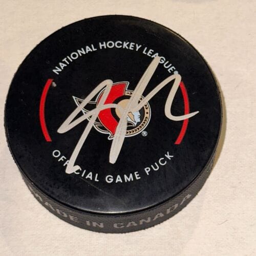 SHANE PINTO SIGNED OTTAWA SENATORS OFFICIAL GAME PUCK BECKETT (BAS) COLLECTIBLE MEMORABILIA
