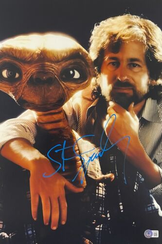 STEVEN SPIELBERG SIGNED 12×18 PHOTO E.T. ET AUTHENTIC AUTOGRAPH BECKETT COLLECTIBLE MEMORABILIA