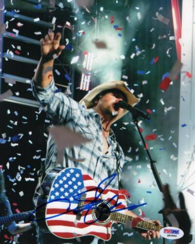 TOBY KEITH SIGNED AUTOGRAPH 8×10 PHOTO – COUNTRY MUSIC ICON RED SOLO CUP PSA COA COLLECTIBLE MEMORABILIA