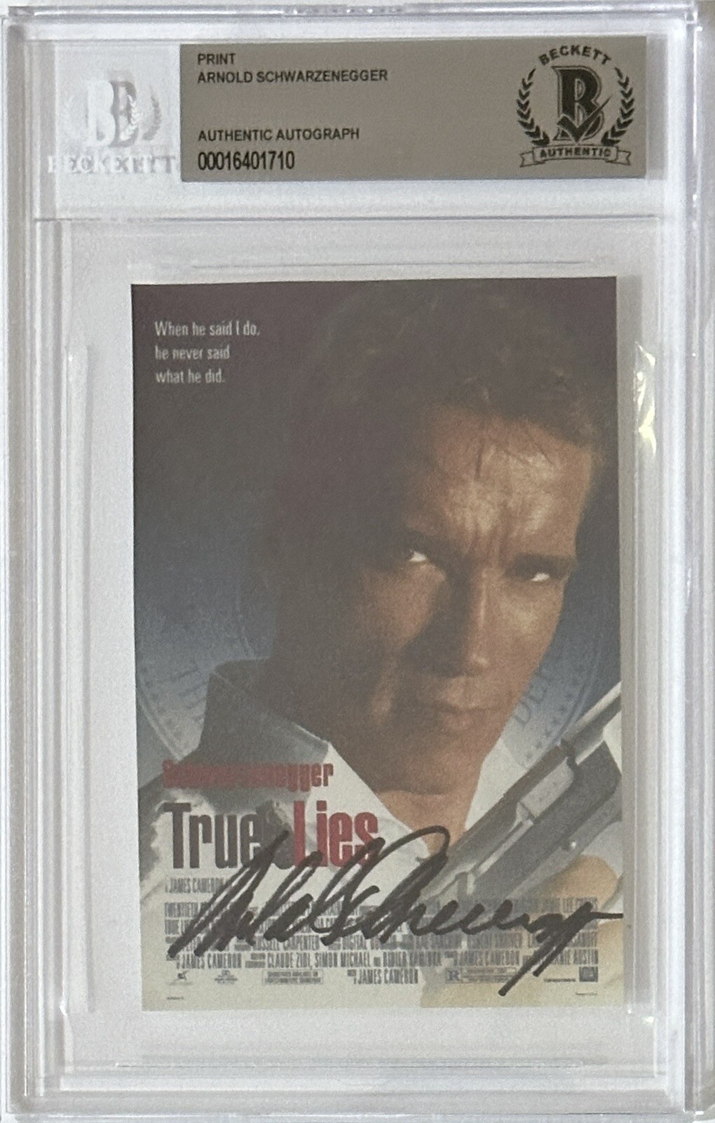 SIGNED True Lies Arnold Schwarzenegger Print Picture Beckett BAS COA Autograph