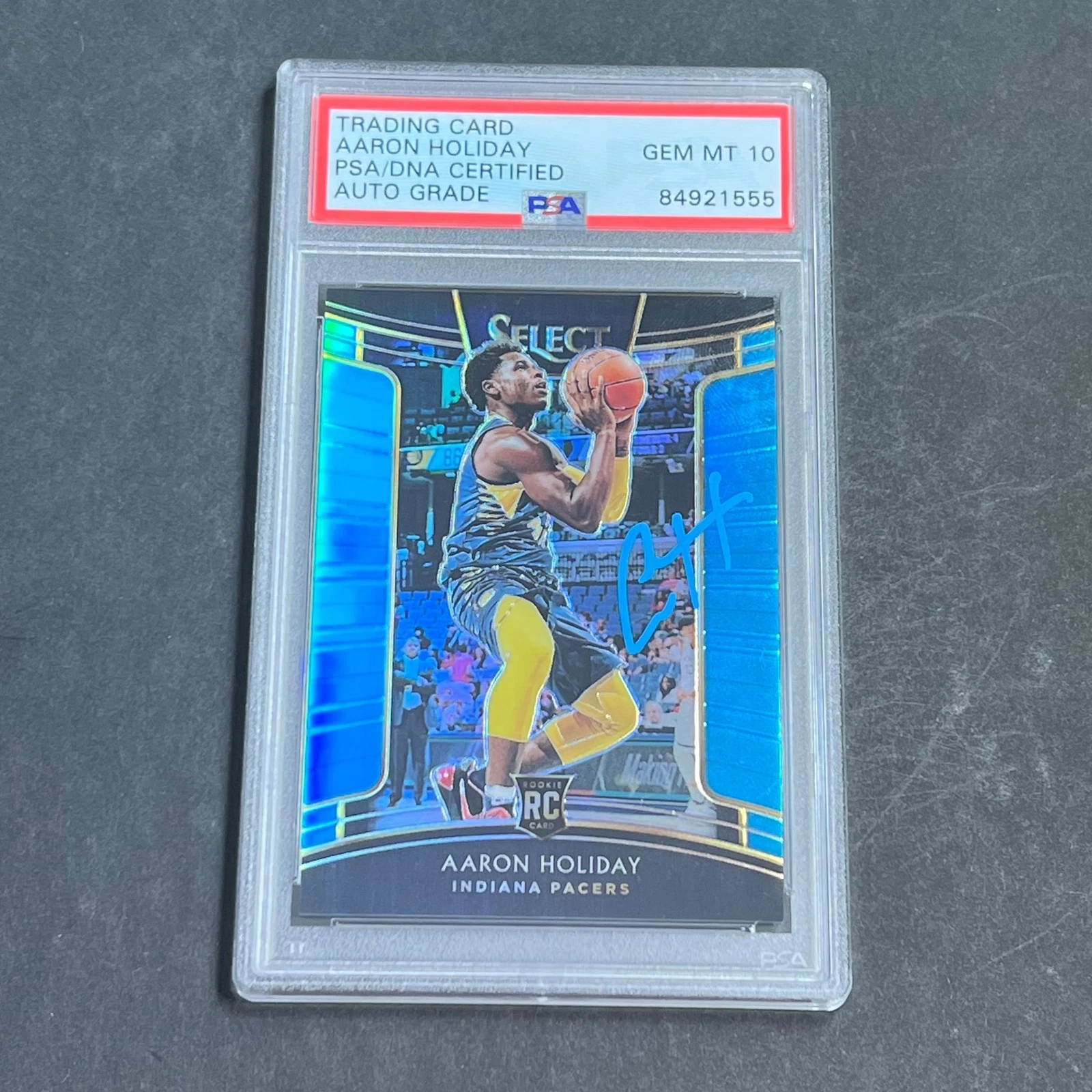 2018-19 Panini Select #29 Aaron Holiday Signed Rookie Card AUTO 10 PSA Slabbed R