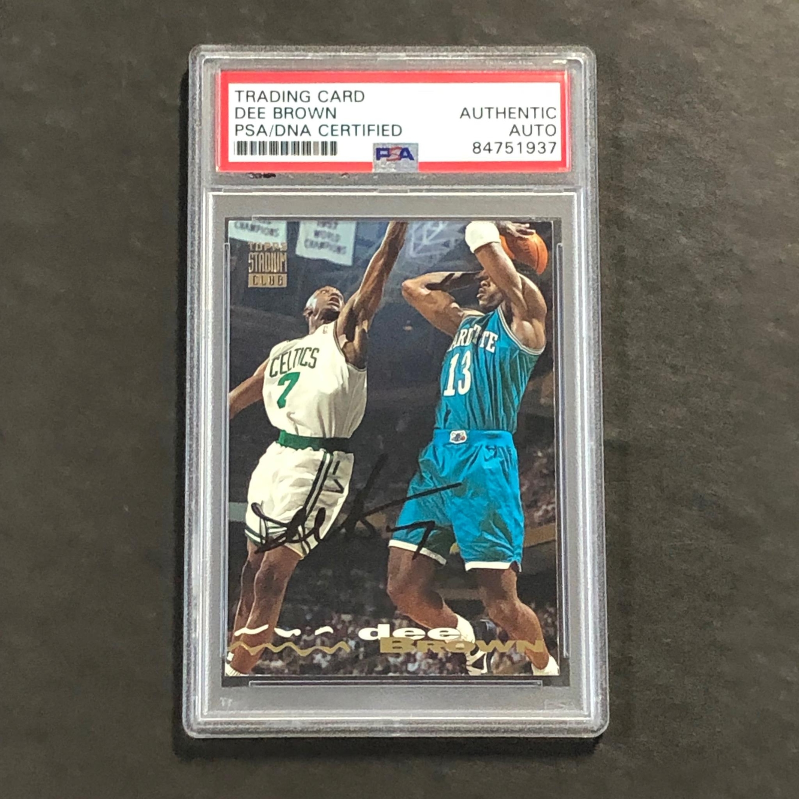 1992-93 Topps Stadium Club #114 Dee Brown Signed Card AUTO PSA Slabbed Celtics