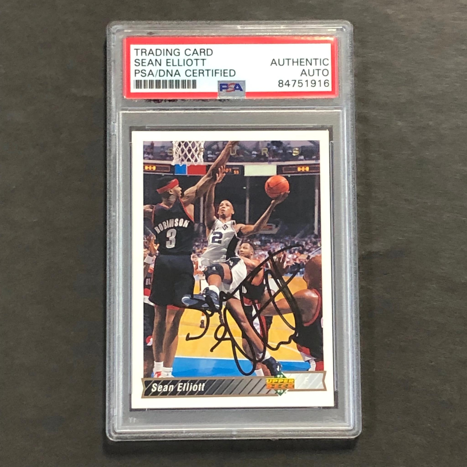 1992-93 Upper Deck #131 Sean Elliott Signed Card Auto PSA Slabbed Spurs