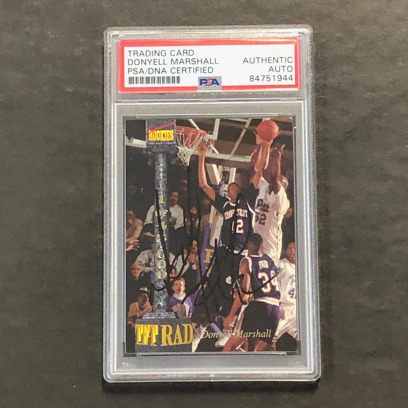 1994 Signature Rookies #LX Donyell Marshall Signed Card AUTO PSA/DNA Slabbed Cav