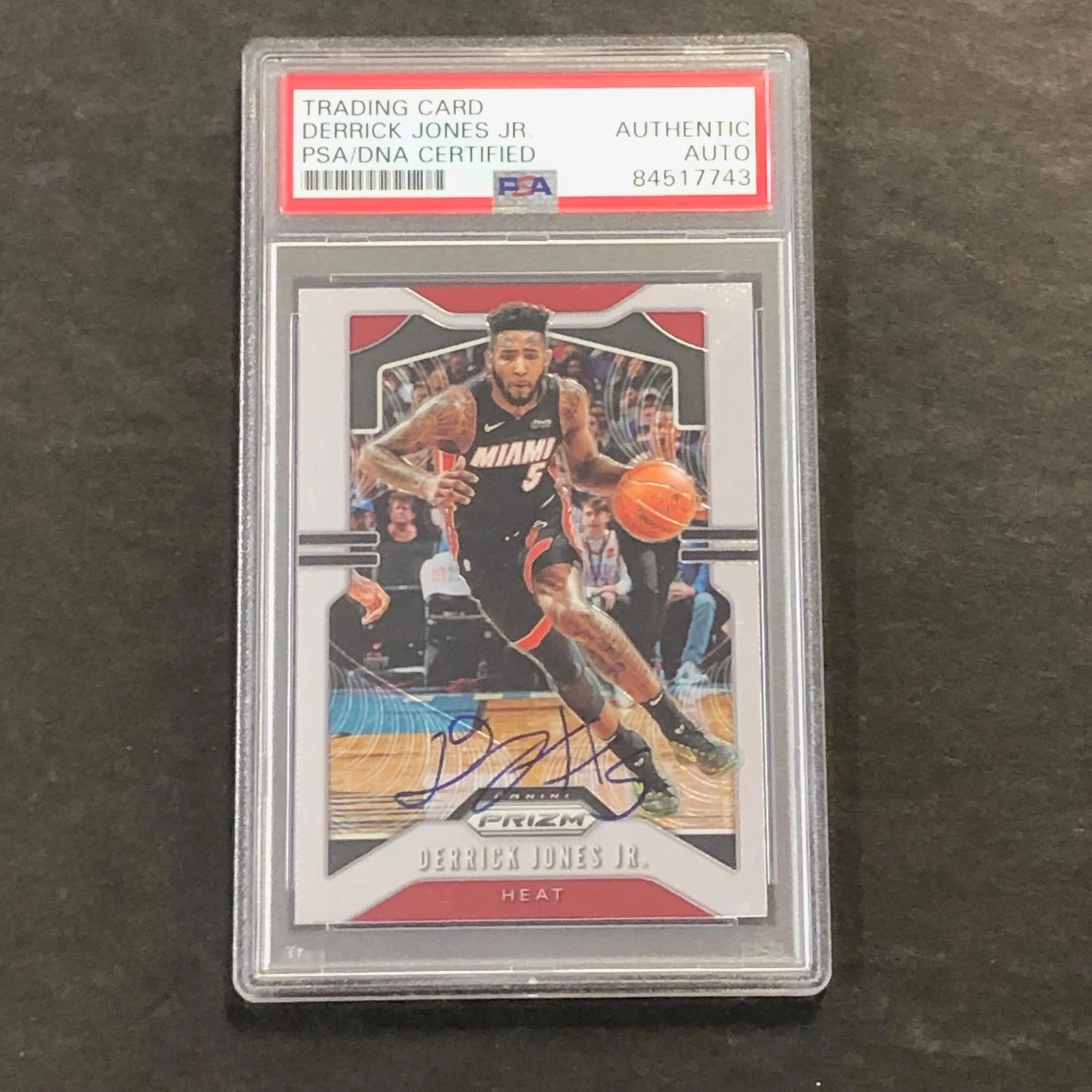 2019-20 Panini Prizm #150 Derrick Jones Jr. Signed Card AUTO PSA Slabbed Heat