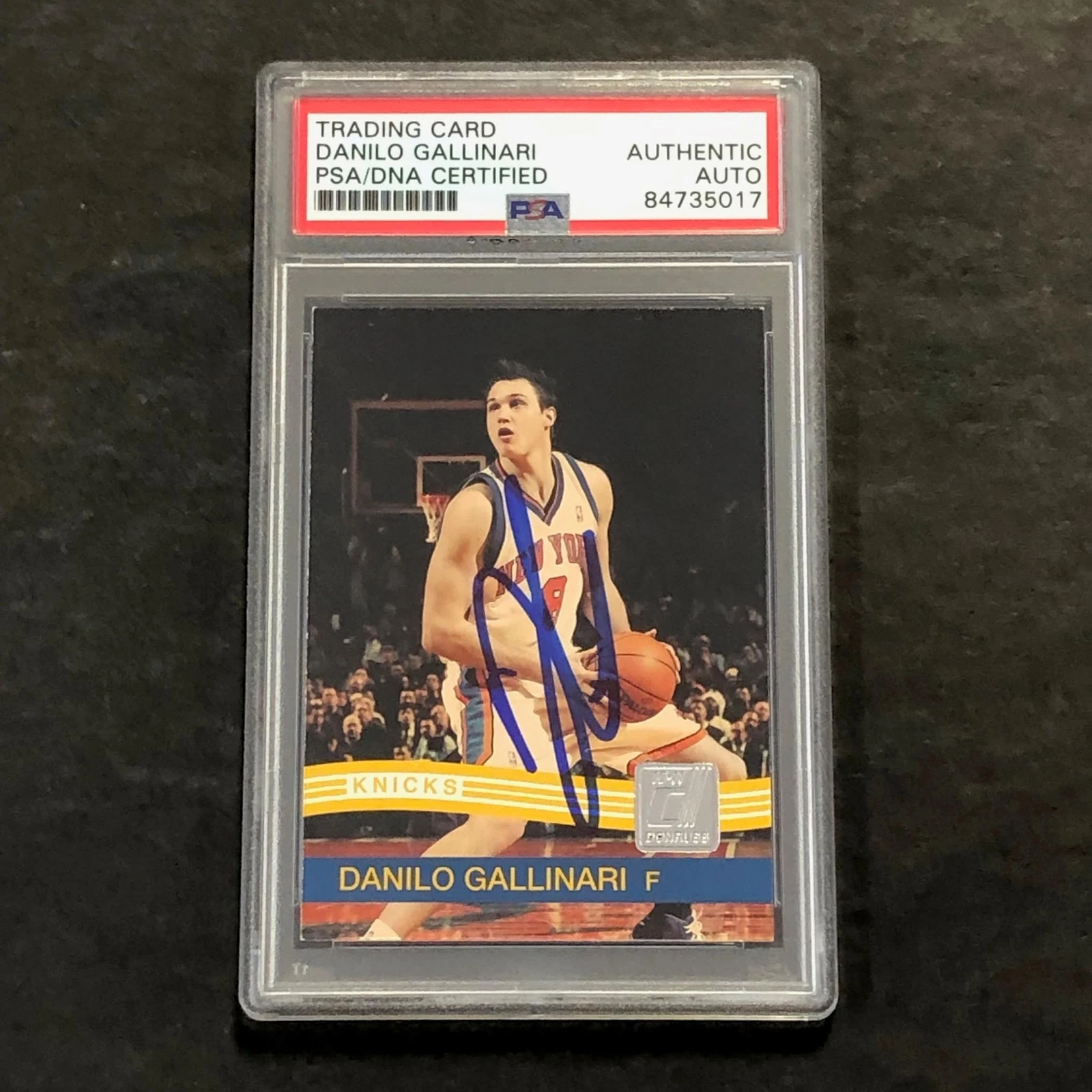 2010-11 Panini Donruss #15 Danilo Gallinari Signed Card AUTO PSA Slabbed Knicks