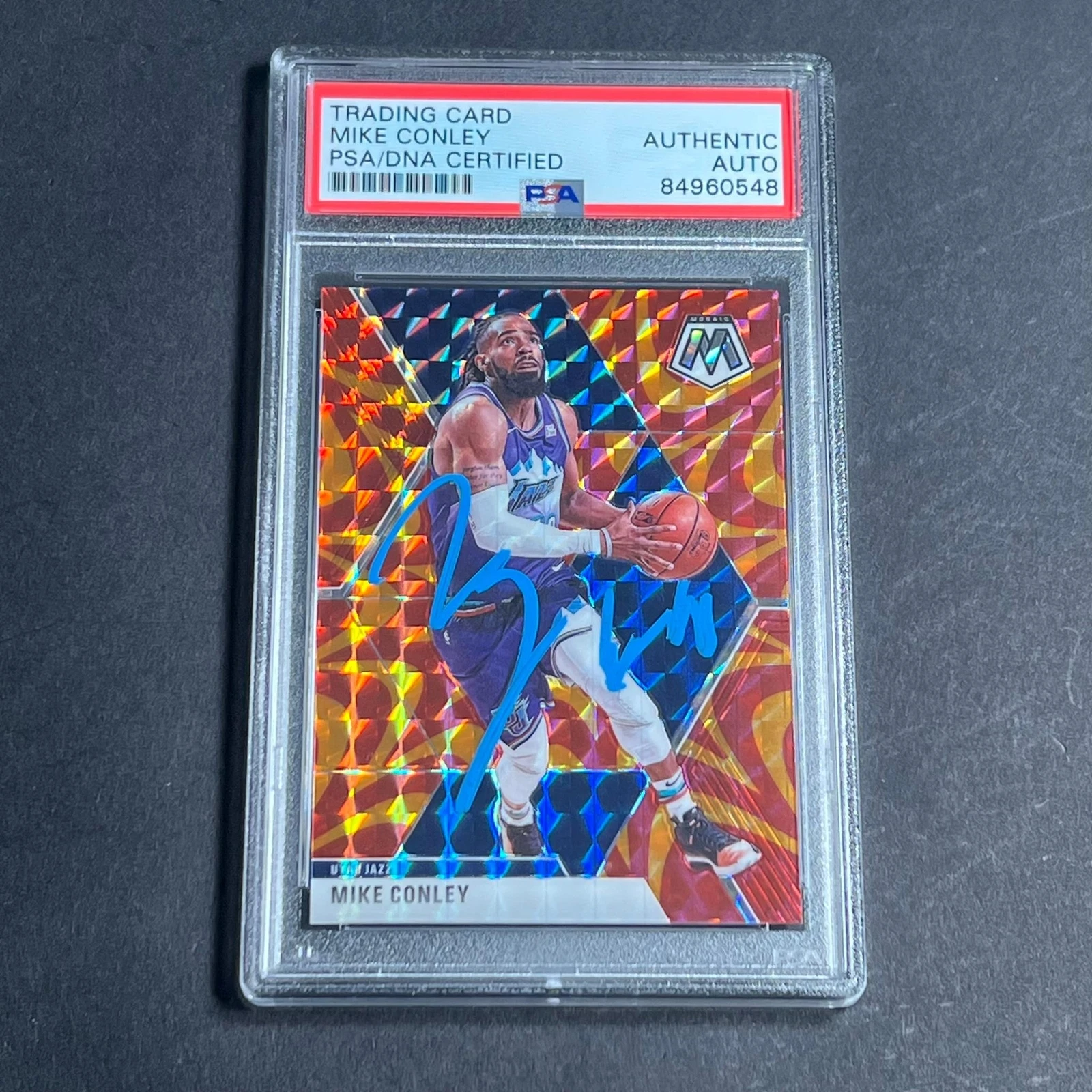 2019-20 Panini Mosaic #43 Mike Conley signed Card Auto PSA/DNA Slabbed Jazz