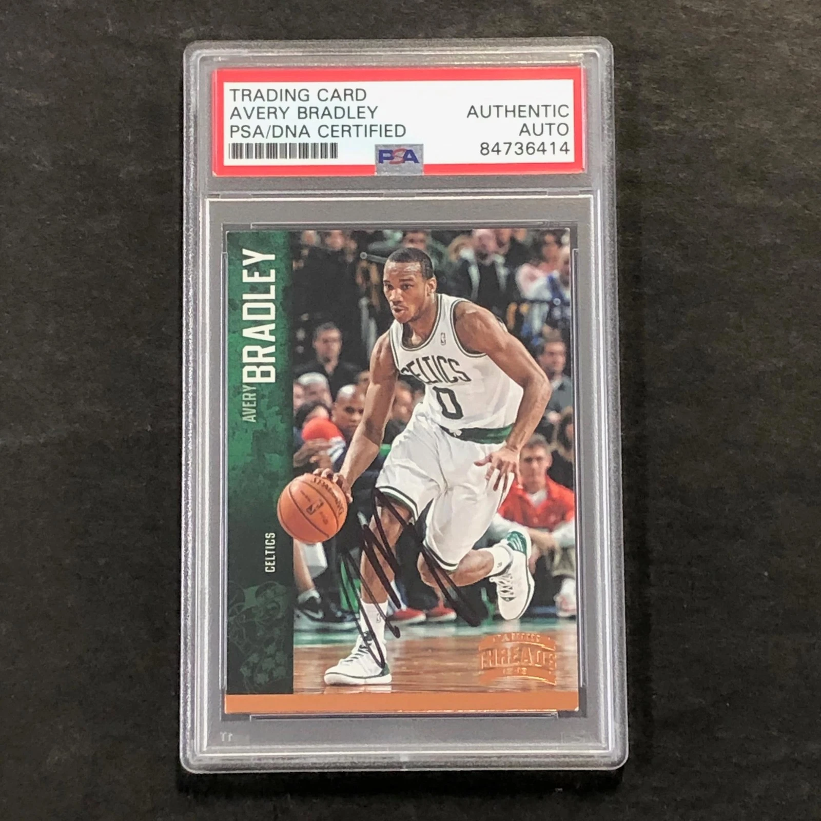 2012-13 Panini Threads #10 Avery Bradley Signed Card AUTO PSA/DNA Slabbed Celtic
