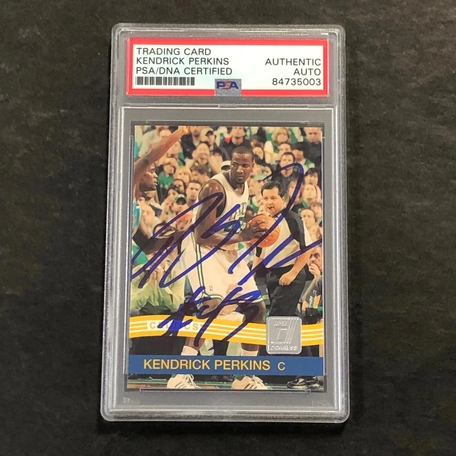 2010-11 Panini Donruss #6 Kendrick Perkins Signed Card AUTO PSA/DNA Slabbed Thun