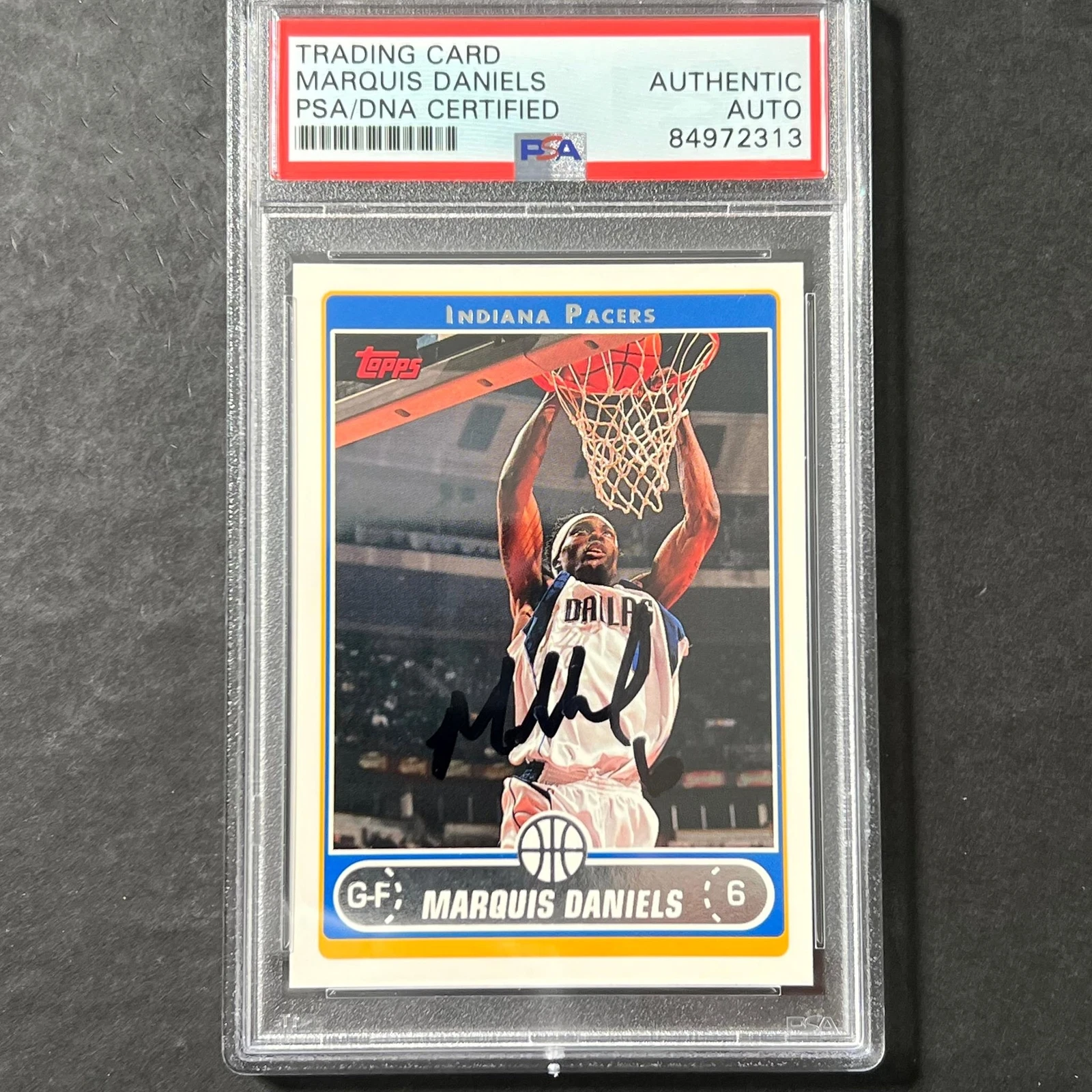2006-07 Topps #147 Marquis Daniels Signed Card PSA AUTO Slabbed Pacers