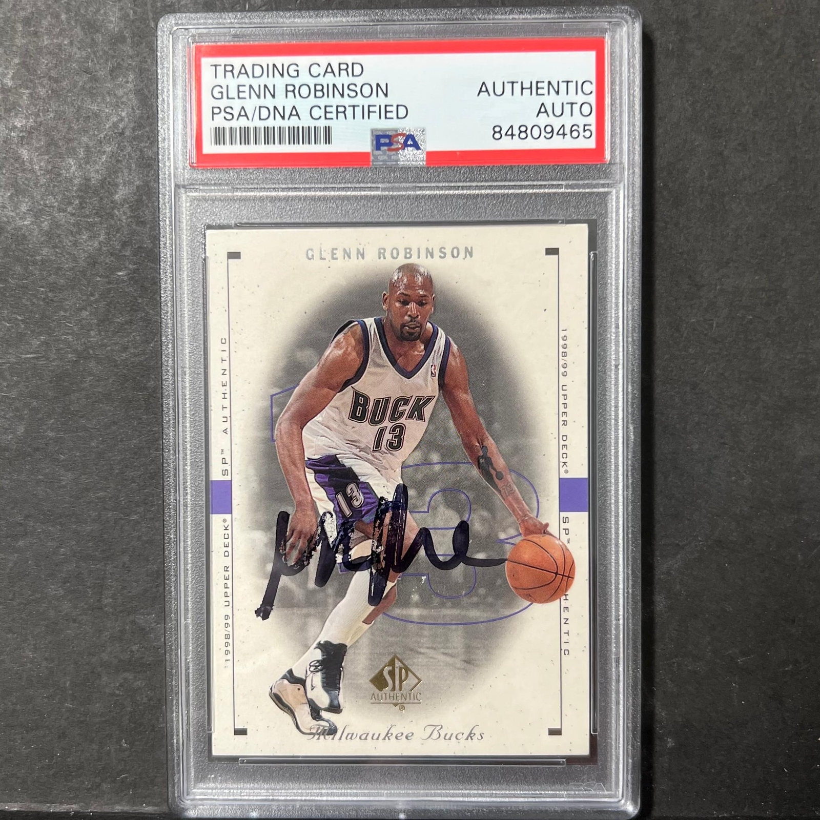 1997-98 Upperdeck SP Authentic #51 Glenn Robinson Signed Card AUTO PSA/DNA Slabb