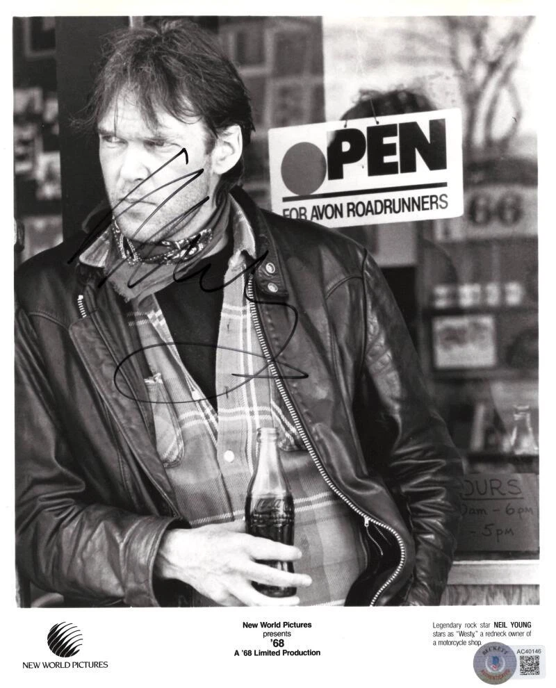 Neil Young Signed Autograph 8x10 Photo - Crosby Stills Nash Legend Beckett COA