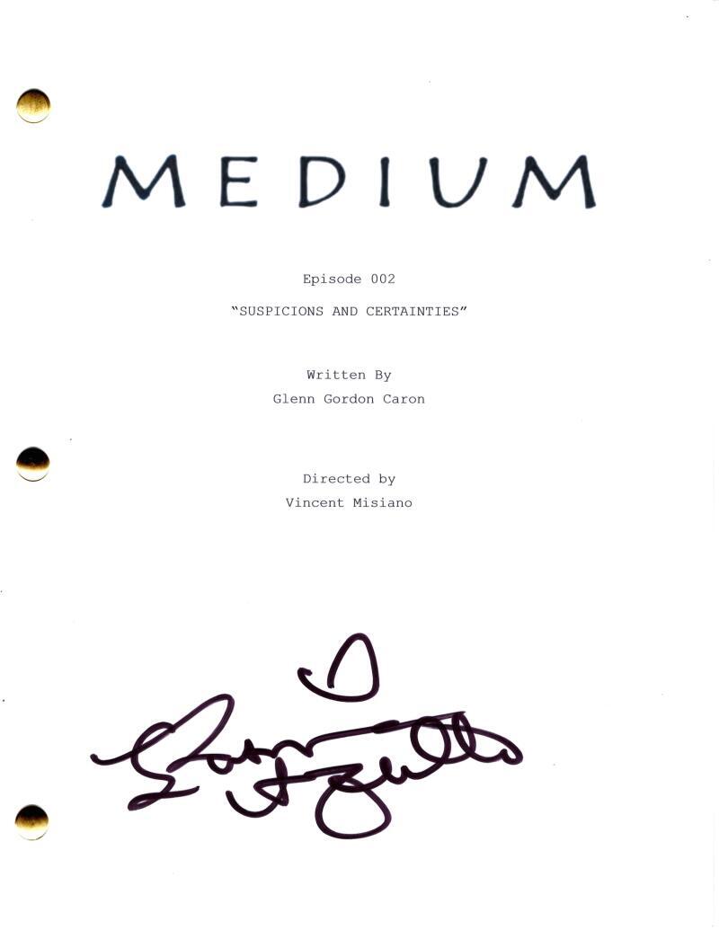 Patricia Arquette Signed Autograph Medium Pilot Script Screenplay Allison Dubois