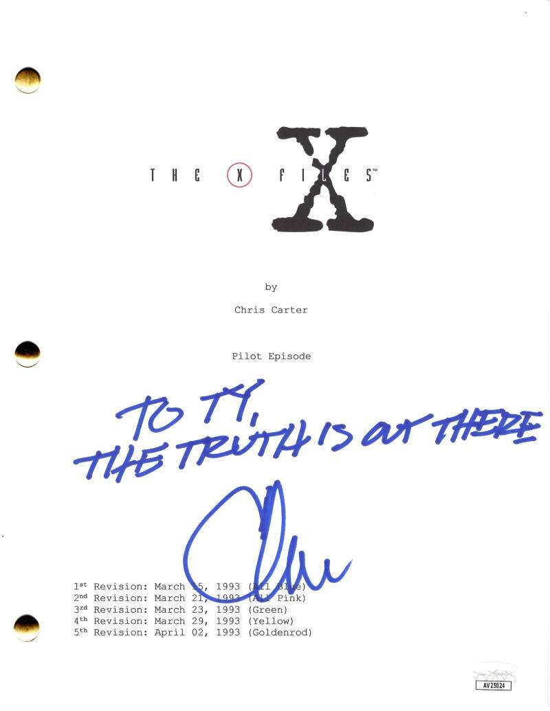 CHRIS CARTER SIGNED AUTOGRAPH THE X-FILES PILOT SCRIPT W/ INSCRIPTION – JSA COA COLLECTIBLE MEMORABILIA