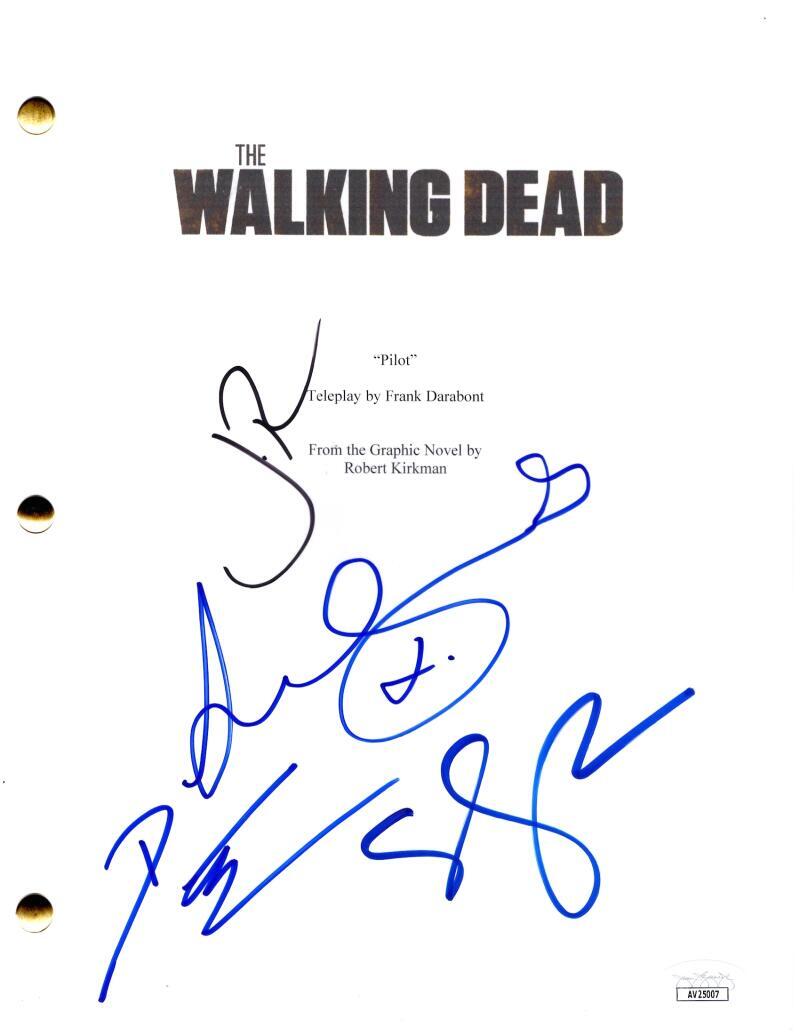 Lennie James Gurira Yeun Bernthal Signed Autograph The Walking Dead Script JSA