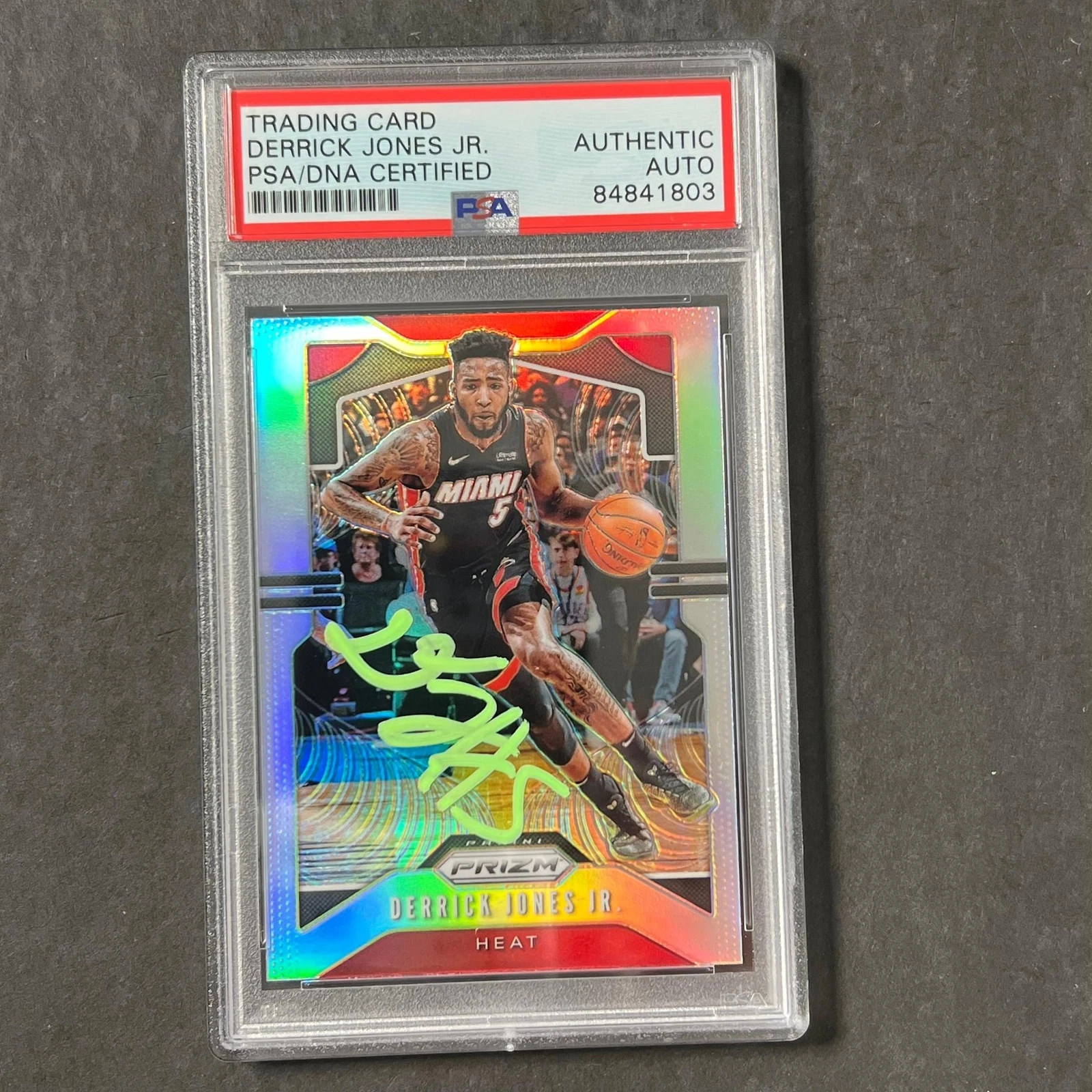 2019-20 Panini Prizm #150 Derrick Jones Jr. Signed Card AUTO PSA/DNA Slabbed Hea