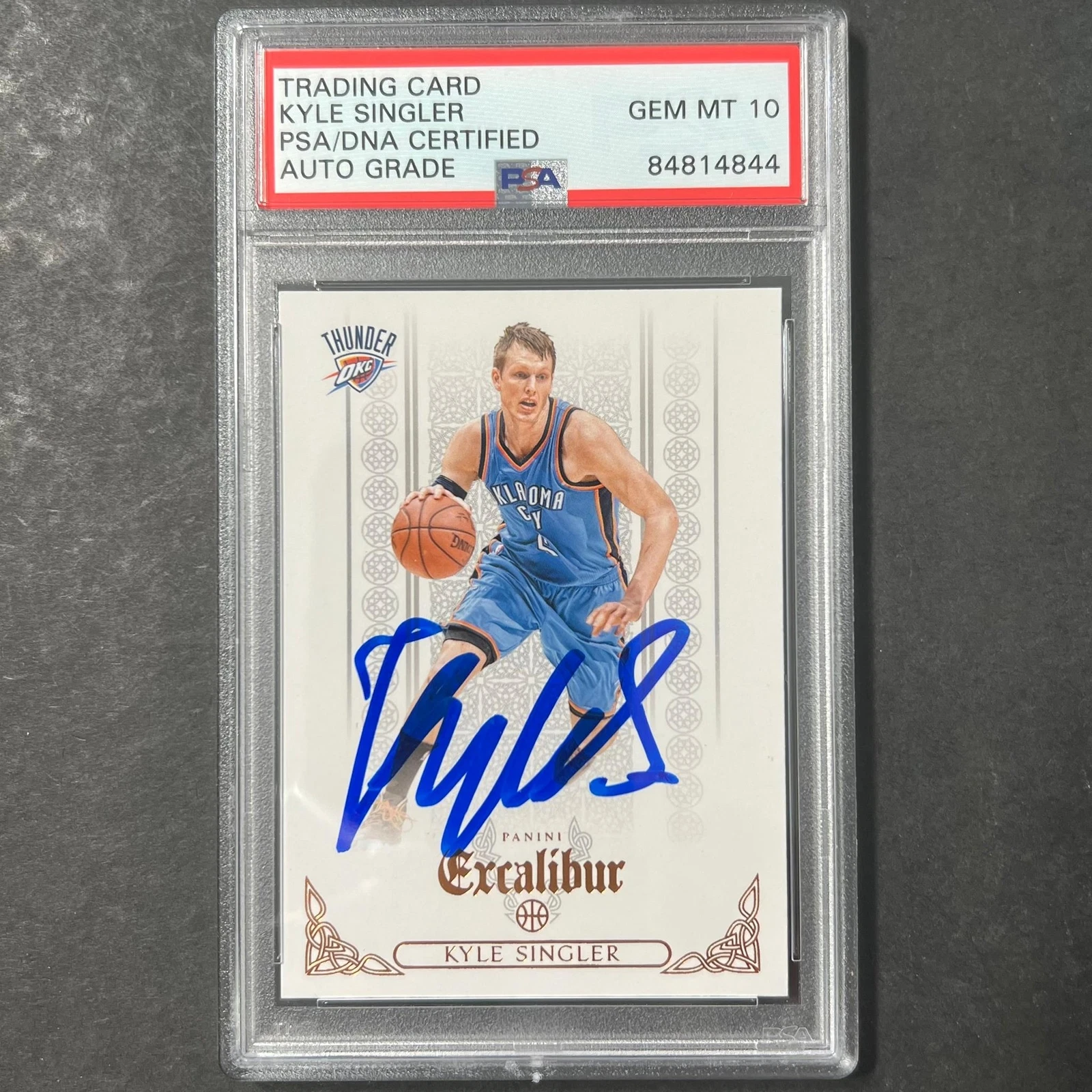2014-15 Panini Excalibur #92 Kyle Singler Detroit Pistons Signed Card AUTO 10 PS