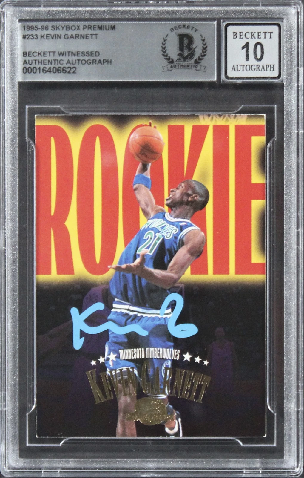 TIMBERWOLVES KEVIN GARNETT SIGNED 1995 SKYBOX PREMIUM #233 RC AUTO 10! BAS SLAB COLLECTIBLE MEMORABILIA