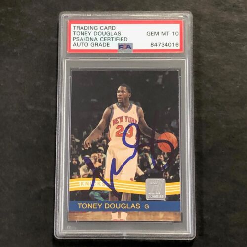 2010-11 PANINI DONRUSS #18 TONEY DOUGLAS SIGNED CARD AUTO 10 PSA SLABBED KNICKS COLLECTIBLE MEMORABILIA