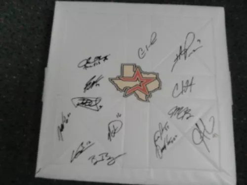 2011 HOUSTON ASTROS TEAM SIGNED BASE LEE PENCE BOURN