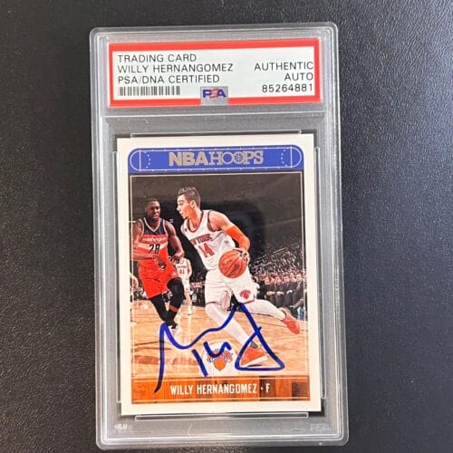 2017-18 PANINI HOOPS #103 WILLY HERNANGOMEZ SIGNED CARD AUTO PSA SLABBED KNICKS COLLECTIBLE MEMORABILIA