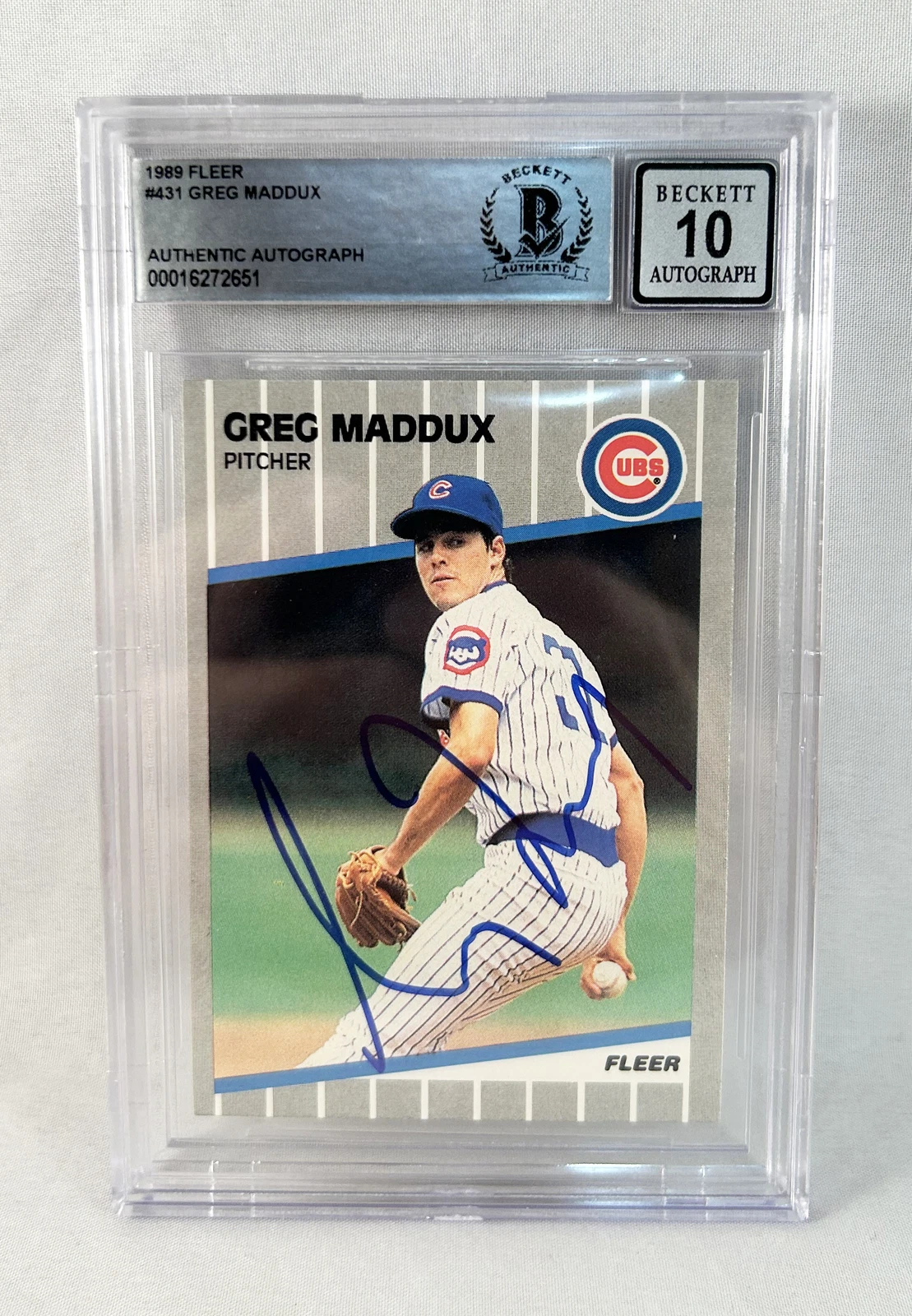 Greg Maddux Signed Trading Card 1989 Fleer #431 Beckett BAS COA