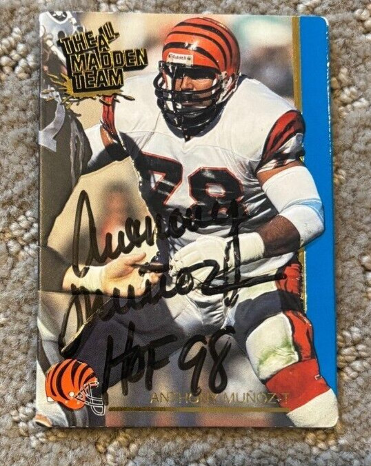 Anthony Munoz Bengals signed autographed 1992 All Madden Team Card# 11