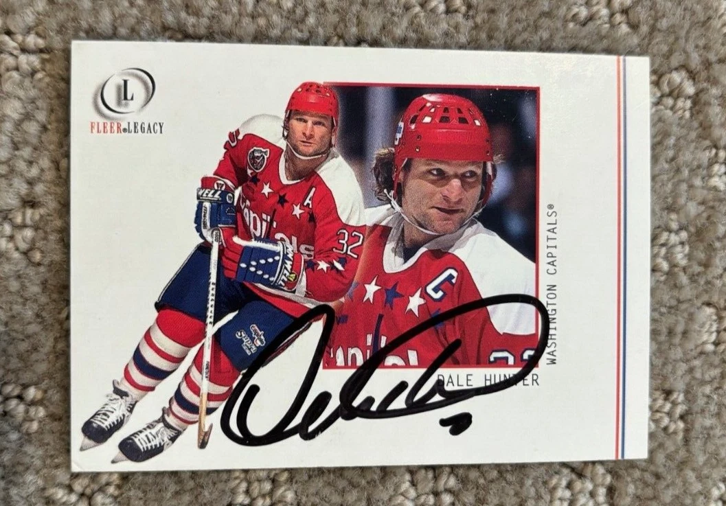 Dale Hunter signed autographed #63 2001-02 Fleer Legacy Washington Capitals card