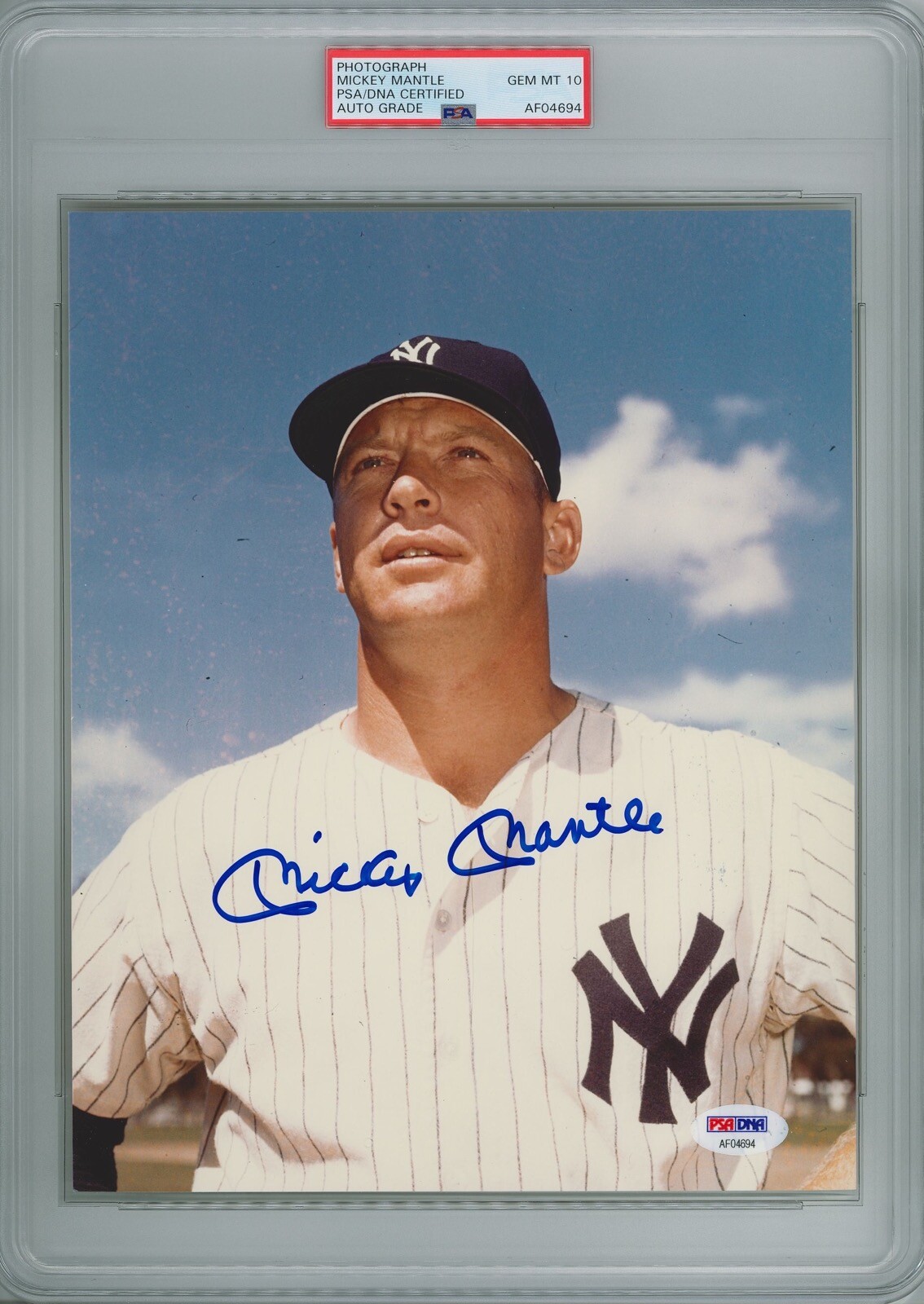 MICKEY MANTLE SIGNED 8X10 PSA DNA AF04694 GEM MINT 10 AUTO YANKEES HOF (D)