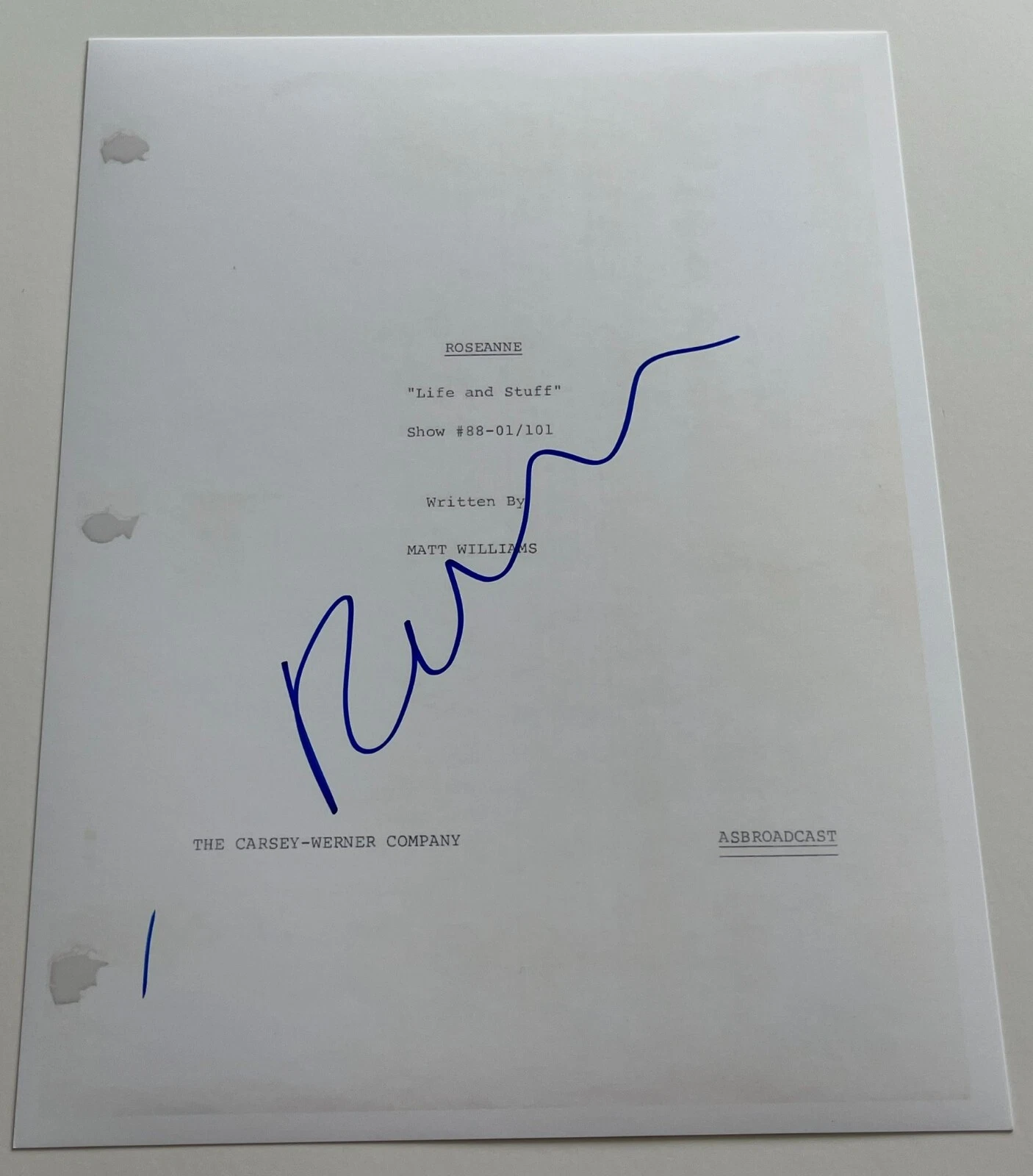 ROSEANNE BARR SIGNED AUTOGRAPH ROSEANNE 54 PAGE PILOT SCRIPT w/PROOF BECKETT COA