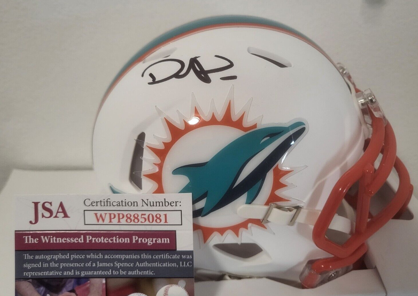 DEVANTE PARKER MIAMI DOLPHINS SIGNED AUTO WHITE MATTE RIDDELL MINI HELMET JSA