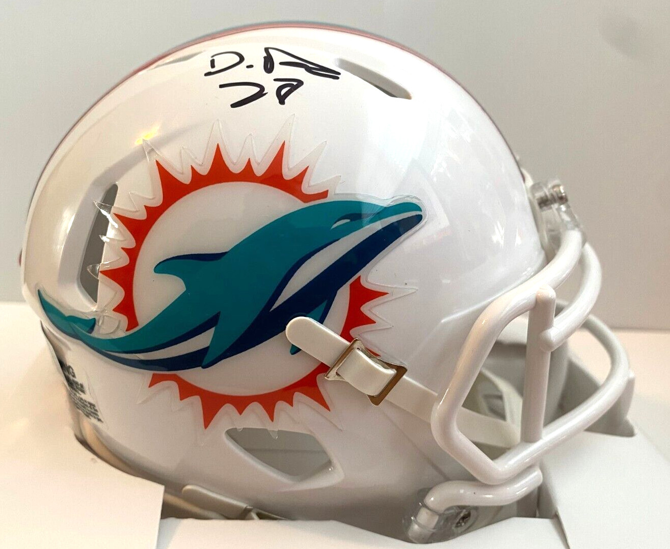 DE'VON ACHANE MIAMI DOLPHINS SIGNED AUTOGRAPHED AUTO MINI HELMET BECKETT