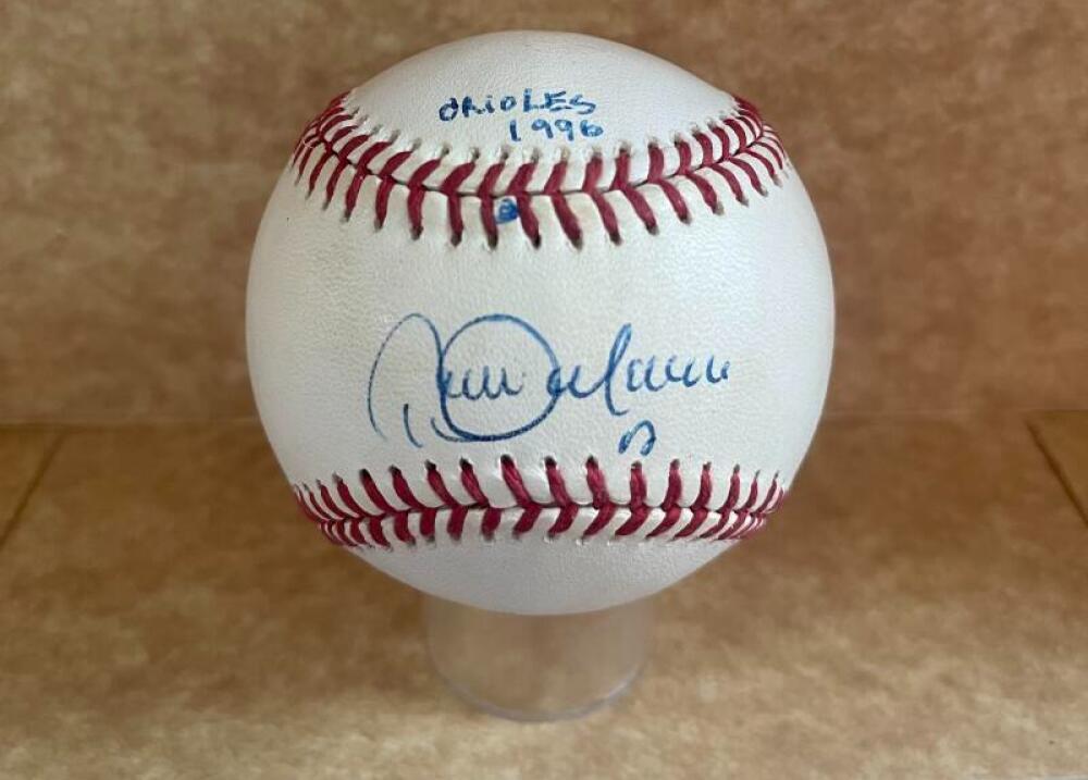 ROBERTO ALOMAR ORIOLES 1996 SIGNED AUTOGRAPHED A.L. BASEBALL BECKETT AUTH