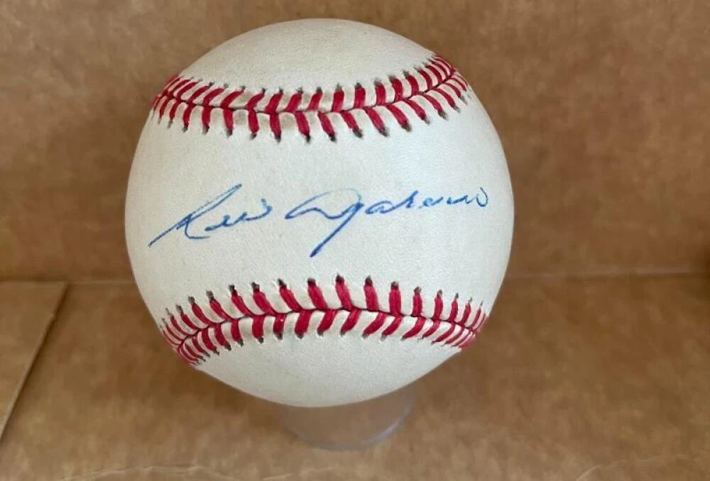 LUIS APARICIO SIGNED AUTOGRAPHED A.L. BASEBALL BECKETT AUTH