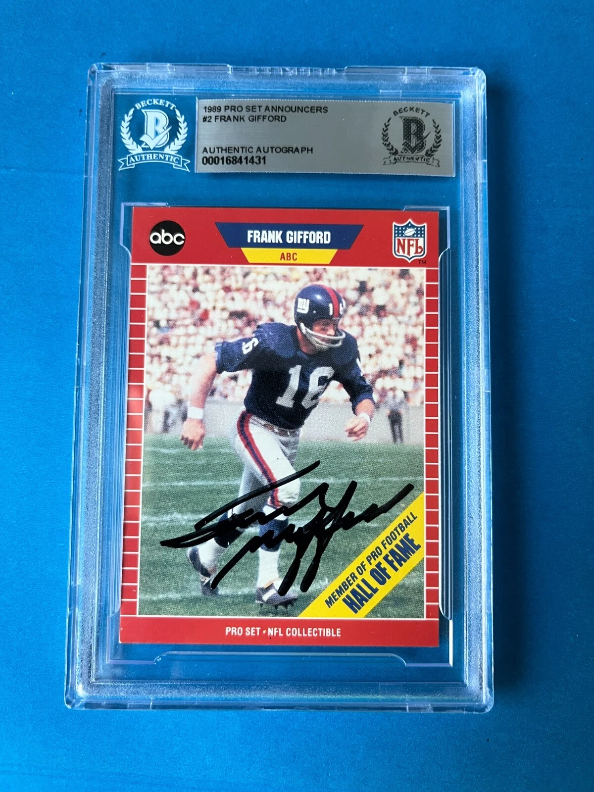 Frank Gifford HOF 1989 Pro Set Rookie Card Signed Auto Beckett BAS Slabbed