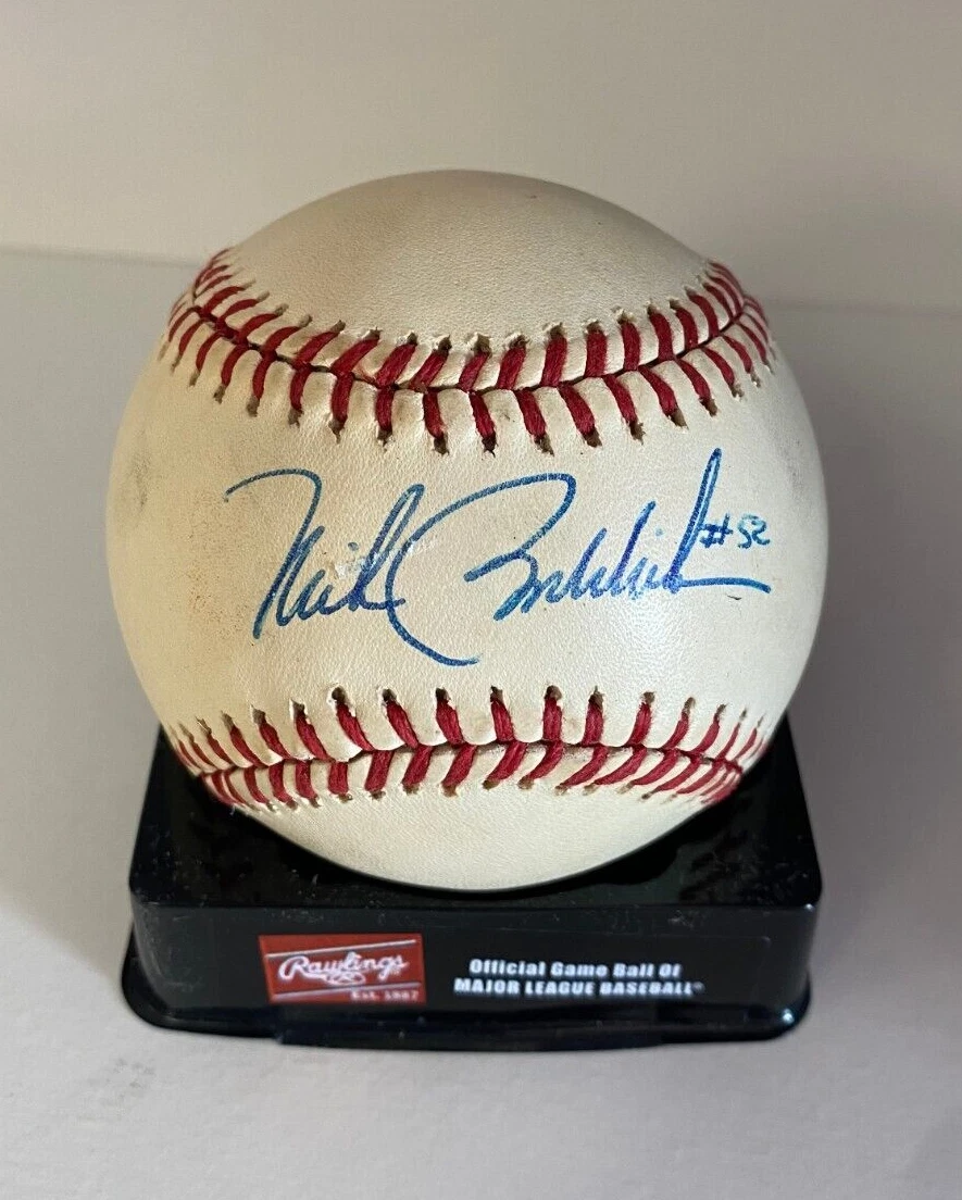 MIKE BODDICKER BALTIMORE ORIOLES SIGNED AUTOGRAPHED A.L BASEBALL BECKETT AUTH