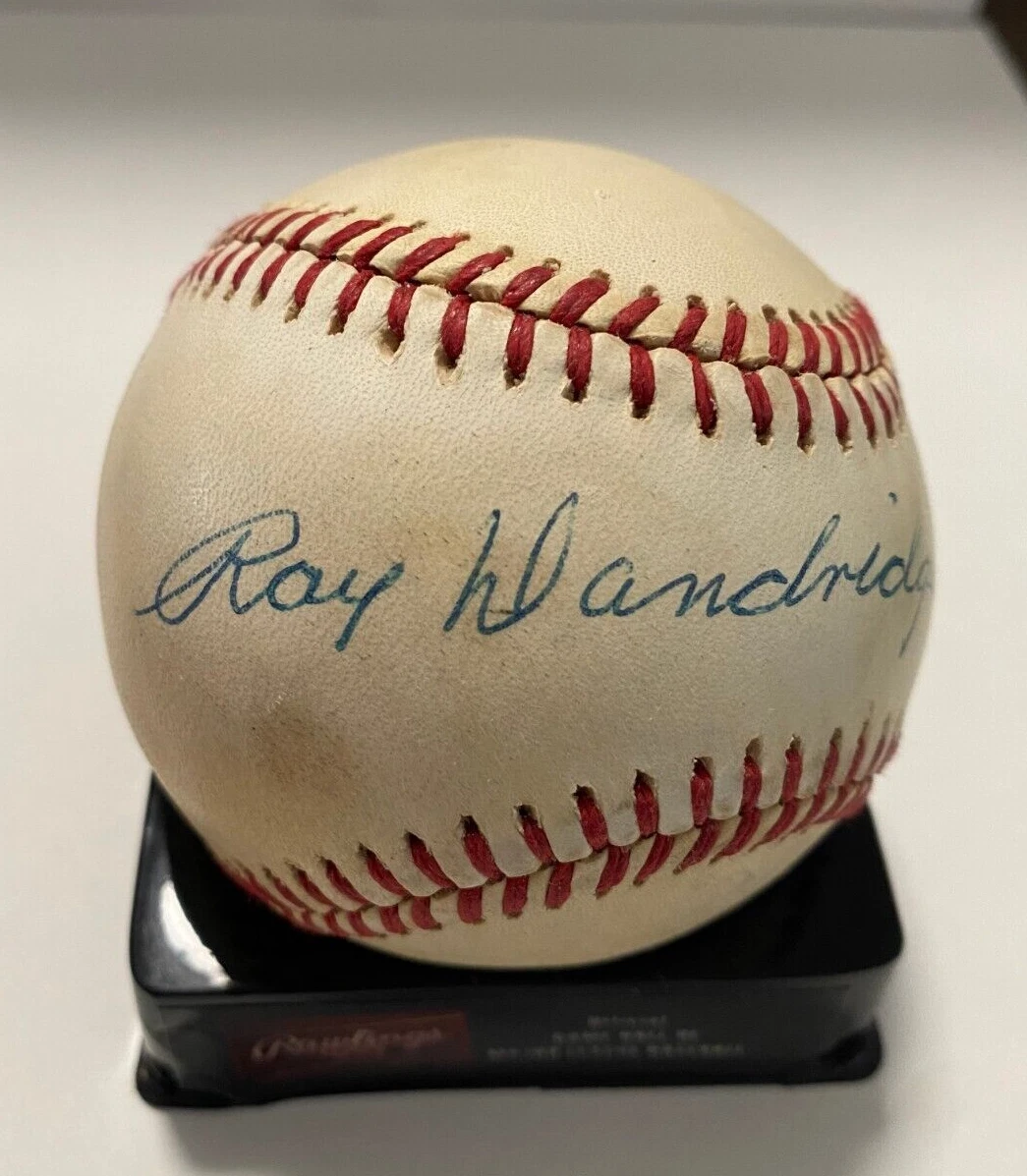 RAY DANDRIDGE NEGRO LEAGUE STAR SIGNED AUTOGRAPHED A.L. BASEBALL BECKETT