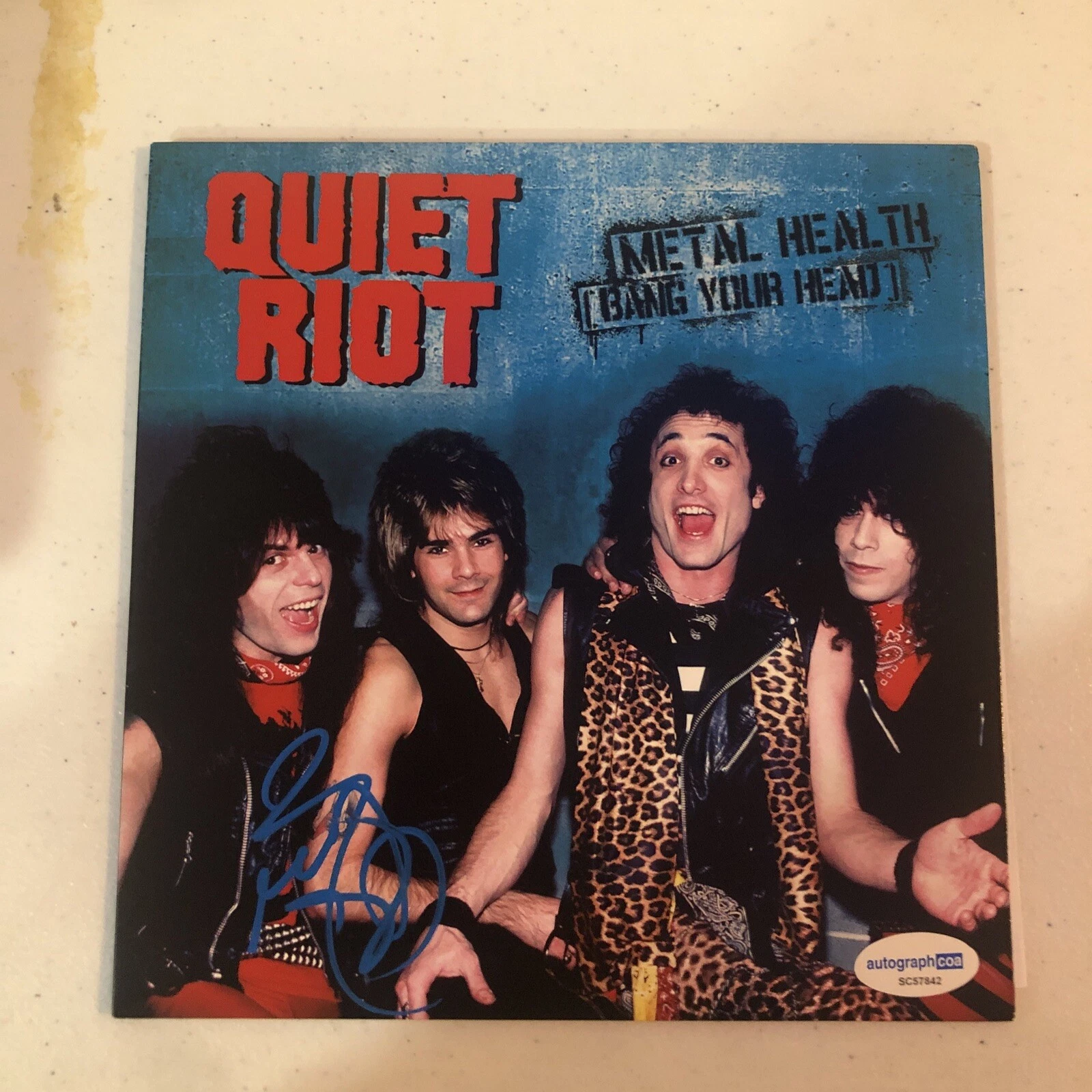 RUDY SARZO QUIET RIOT SIGNED AUTOGRAPH 7” VINYL ALBUM MENTAL HEALTH ACOA