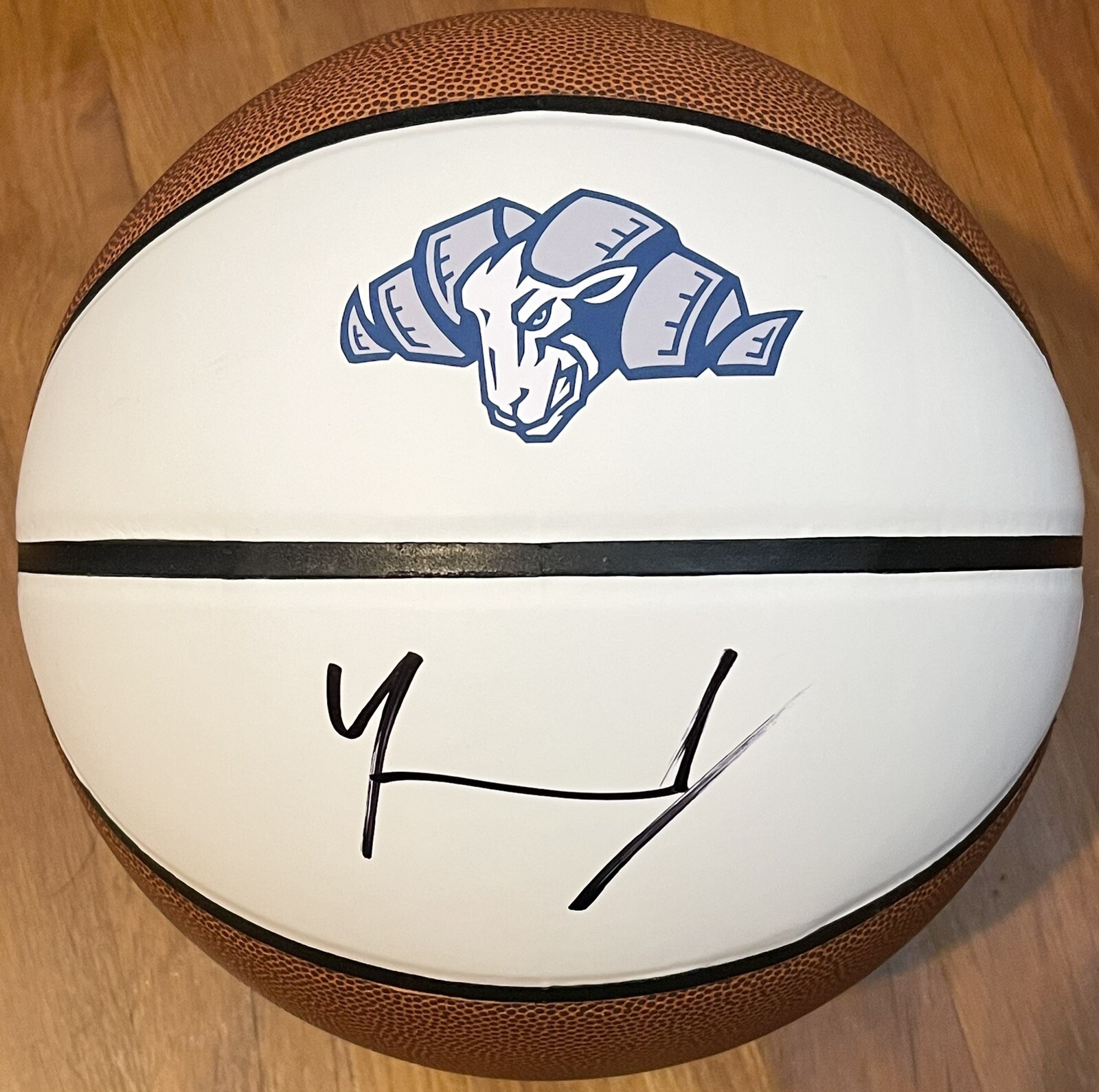 ARMANDO BACOT SIGNED AUTOGRAPHED NORTH CAROLINA TAR HEELS LOGO BASKETBALL JSA COLLECTIBLE MEMORABILIA