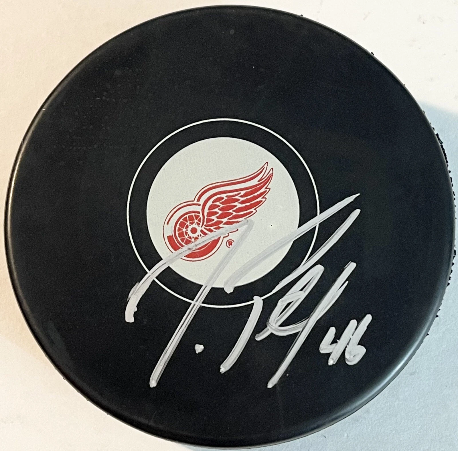 Jeff Petry Signed Autographed Detroit Red Wings Logo Hockey Puck PSA/DNA
